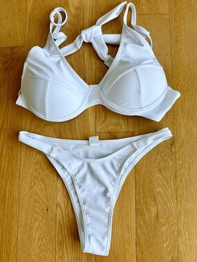 White Women's Underwire Bikini Set with Tie-Back Top